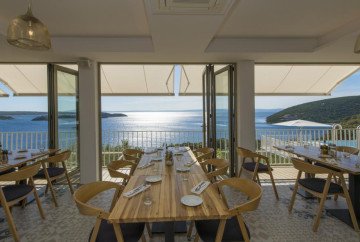 Restaurant Vista by Zlatni Zalaz